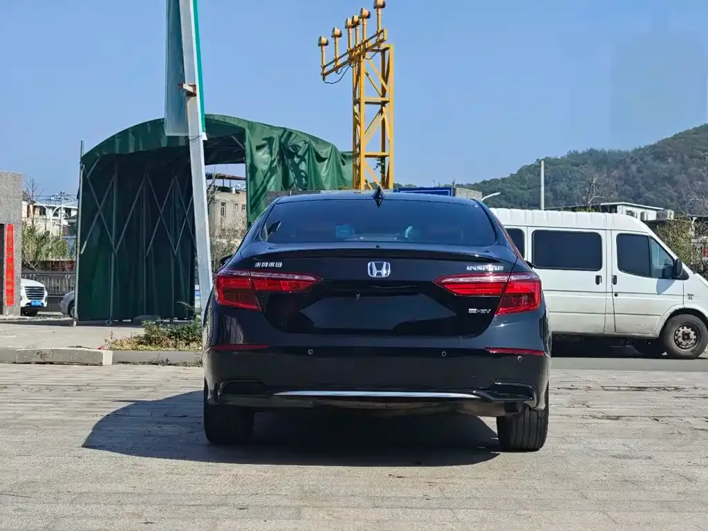 Honda Inspire — фото 4