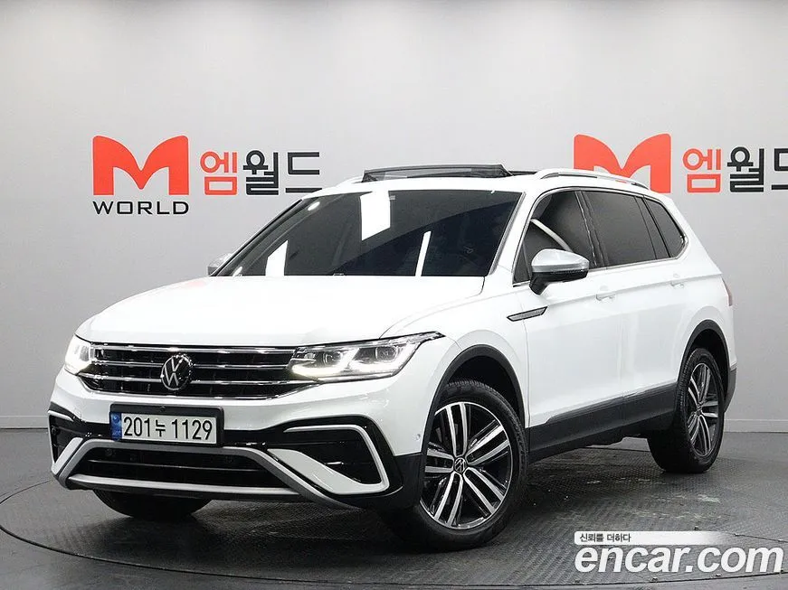 Volkswagen Tiguan — фото 1