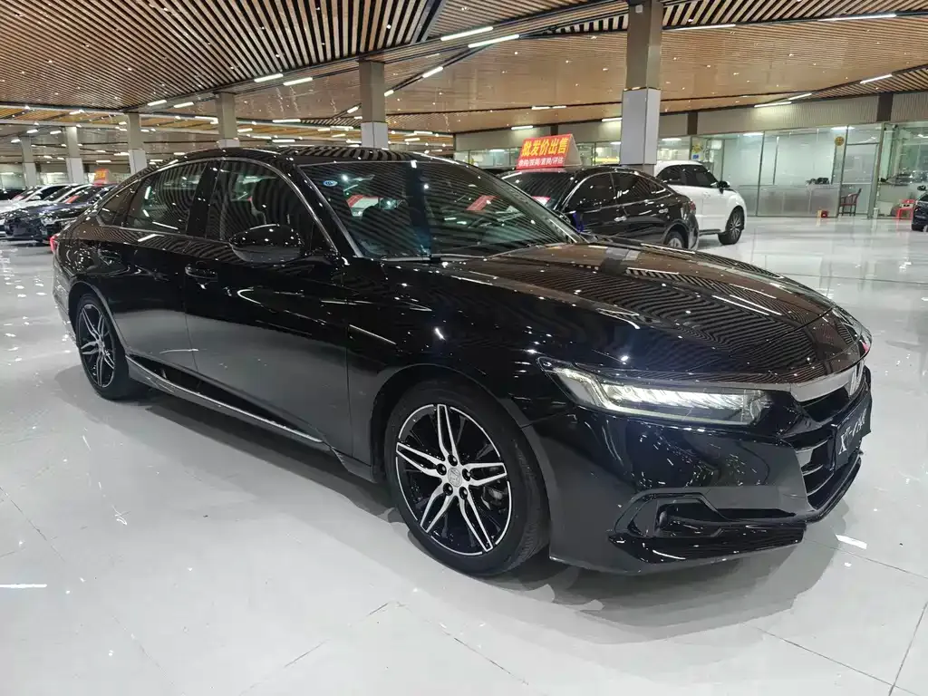 Honda Accord — фото 2
