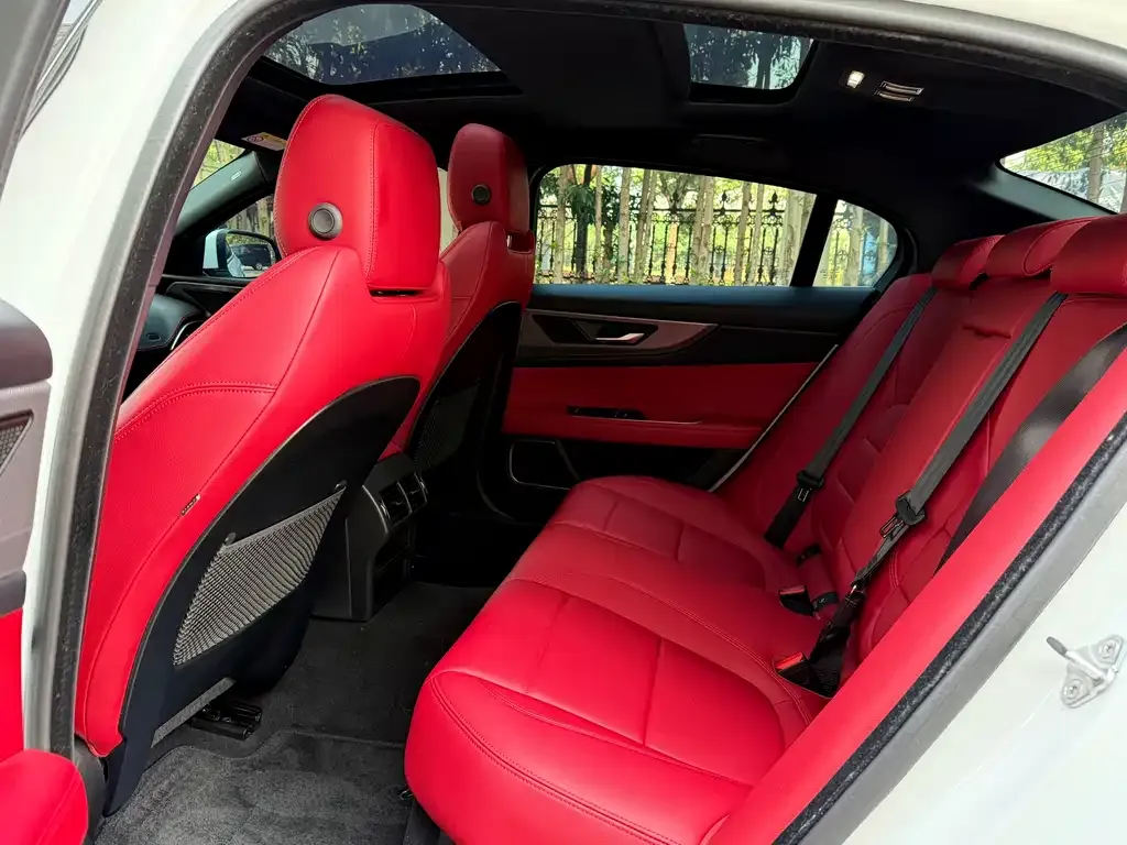 Jaguar XEL 2024 из CN, фото 8