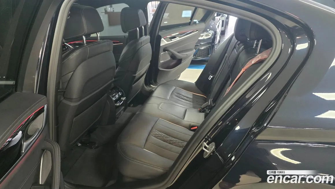 BMW 5-Series 2021 из KR, фото 8
