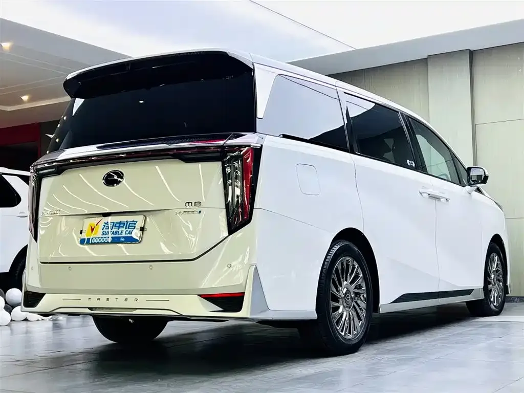 GAC Motor Trumpchi M8 — фото 3