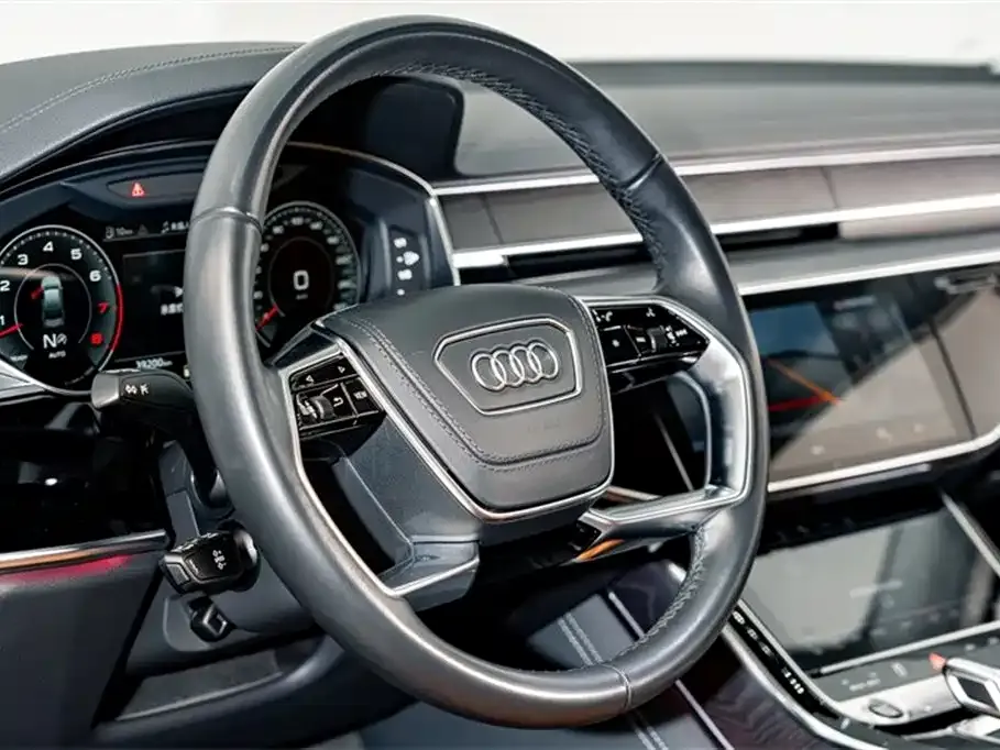 Audi A8 2023 из CN, фото 7