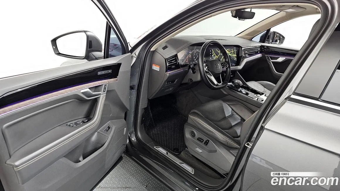 Volkswagen Touareg 2023 из KR, фото 8