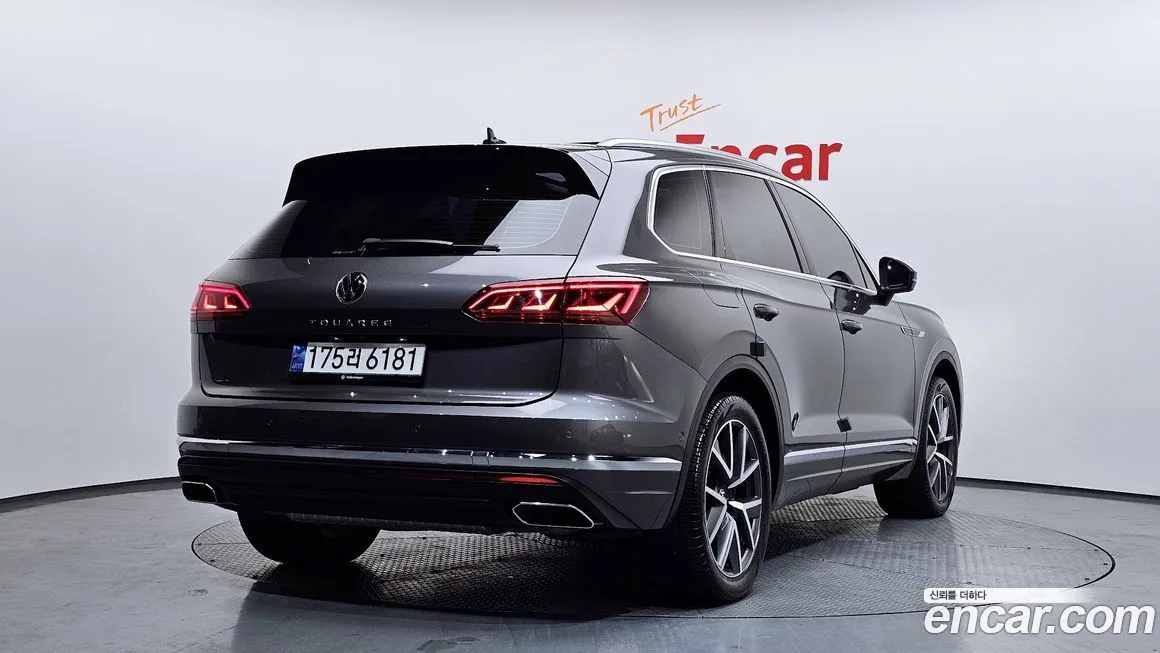 Volkswagen Touareg 2023 из KR, фото 4