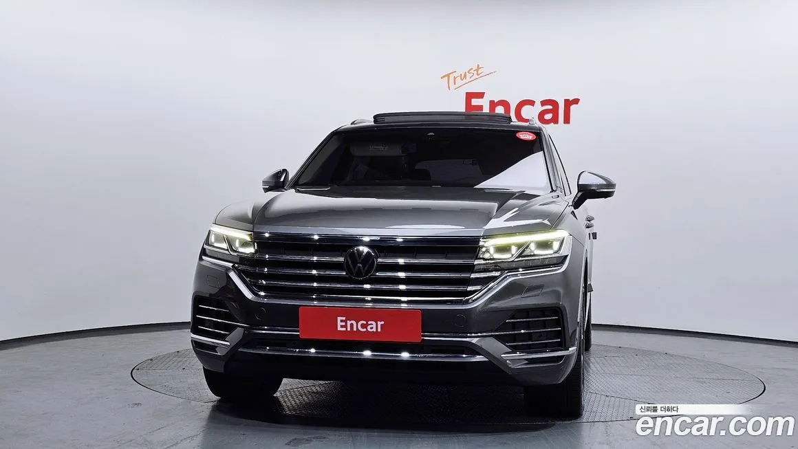 Volkswagen Touareg 2023 из KR, фото 3