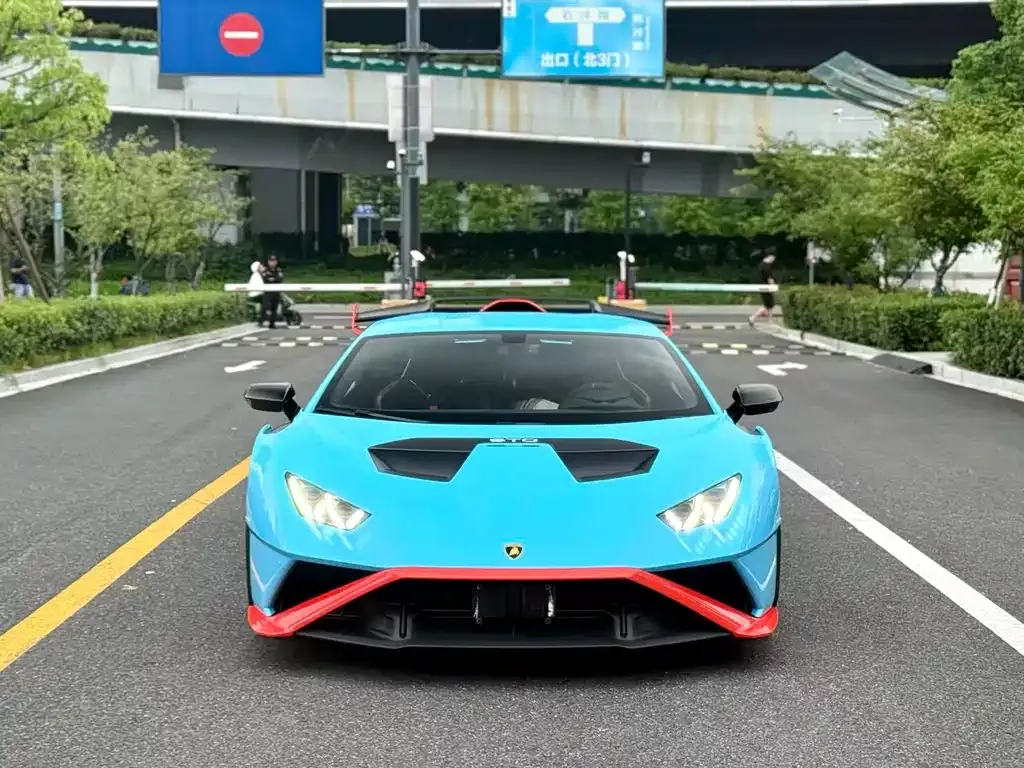 Lamborghini Huracan