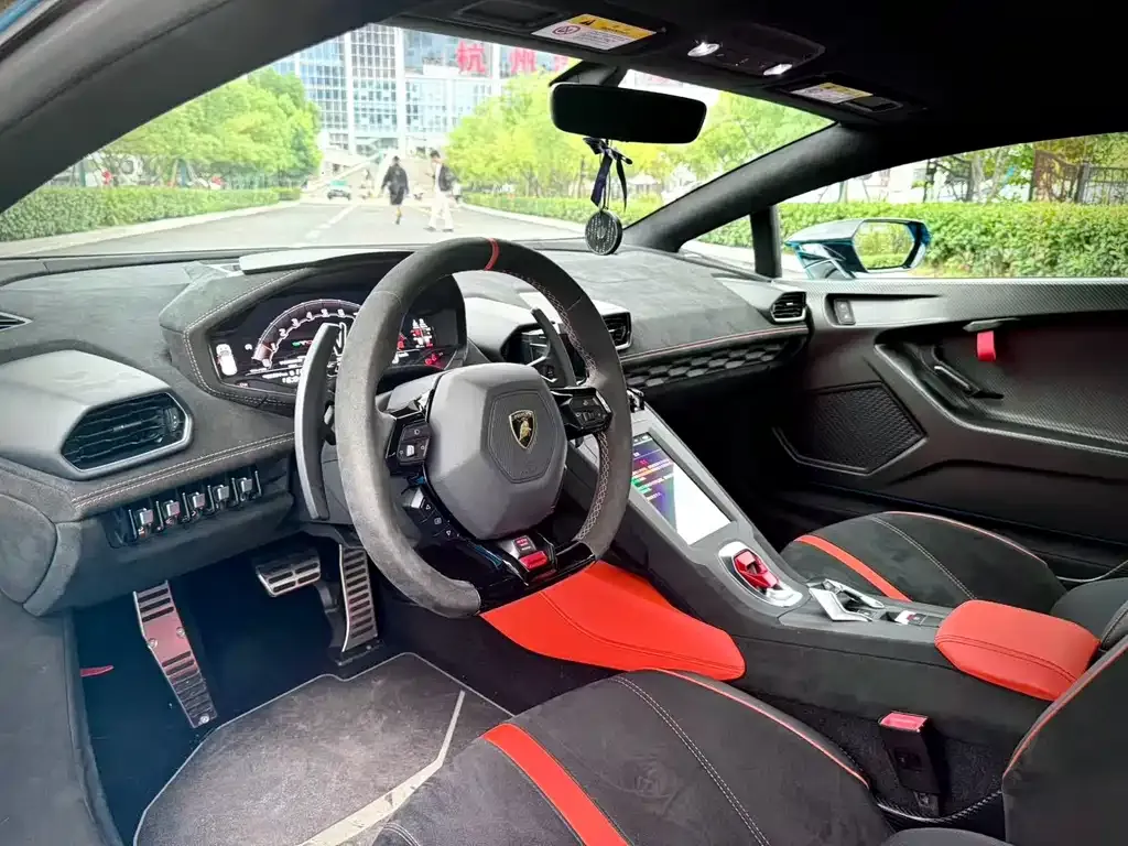 Lamborghini Huracan 2024 из CN, фото 6