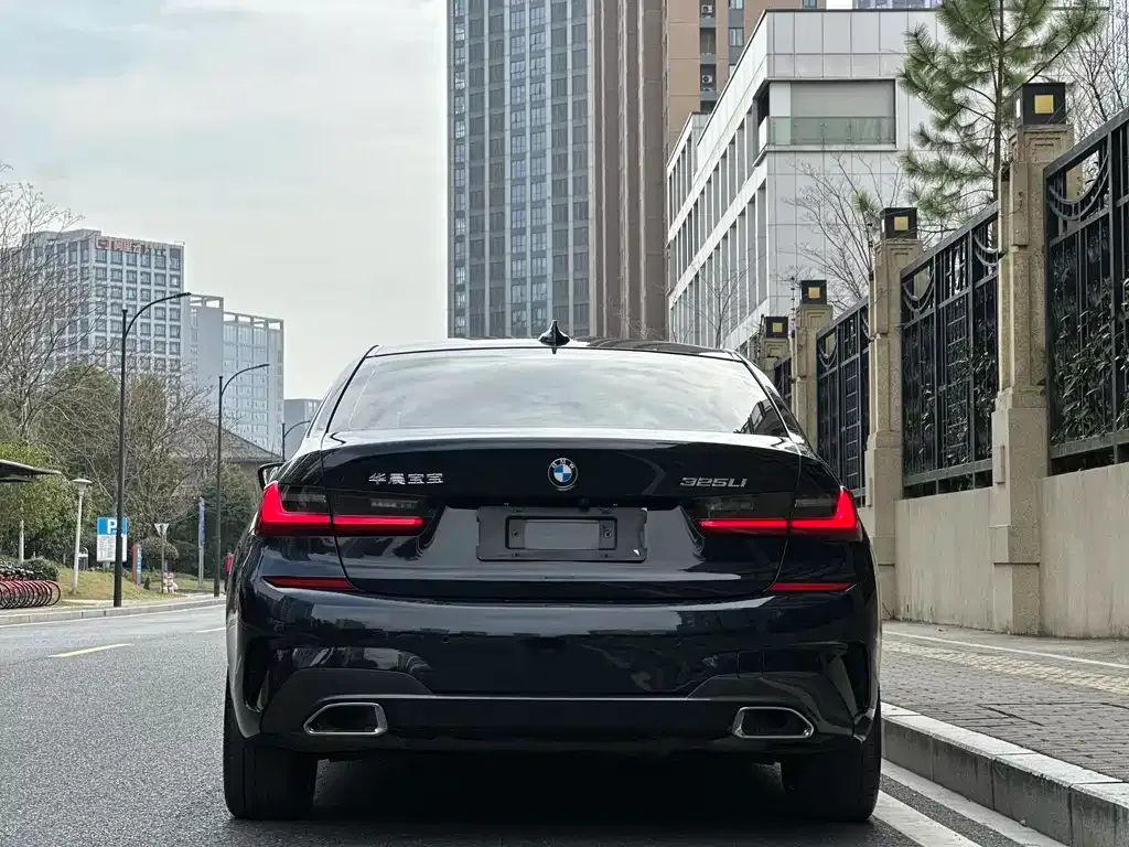 BMW 3 Series — фото 10