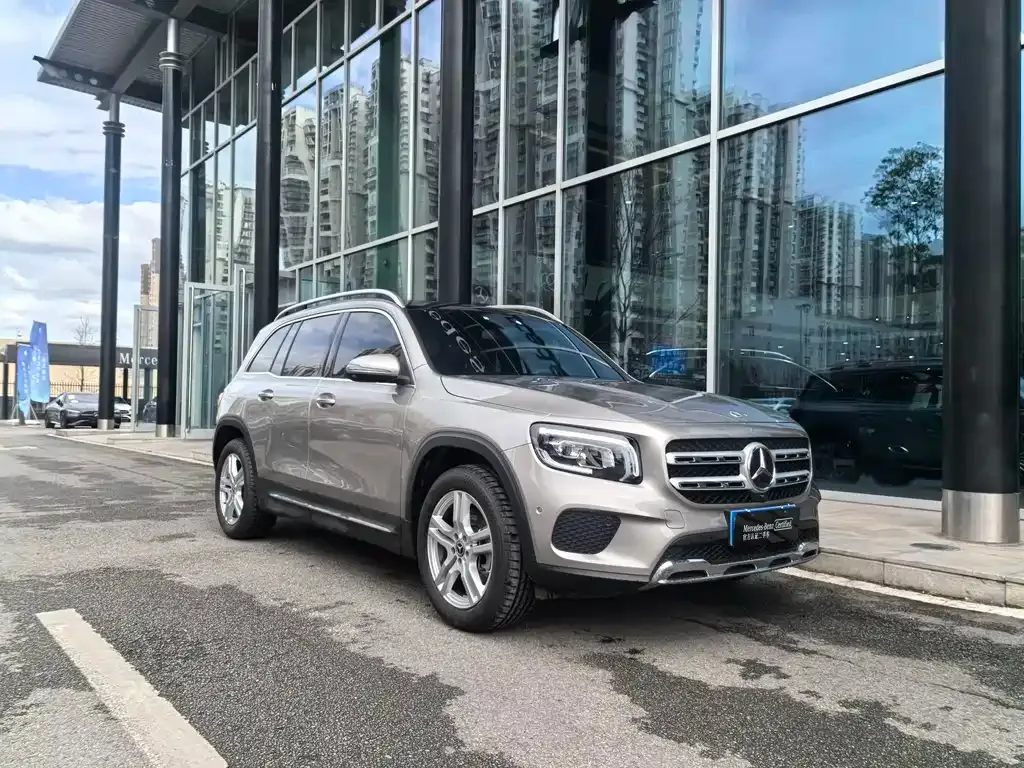 Mercedes-Benz GLB — фото 6