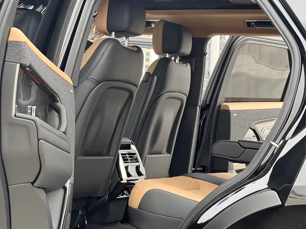 Land Rover Sport 2024 из CN, фото 8