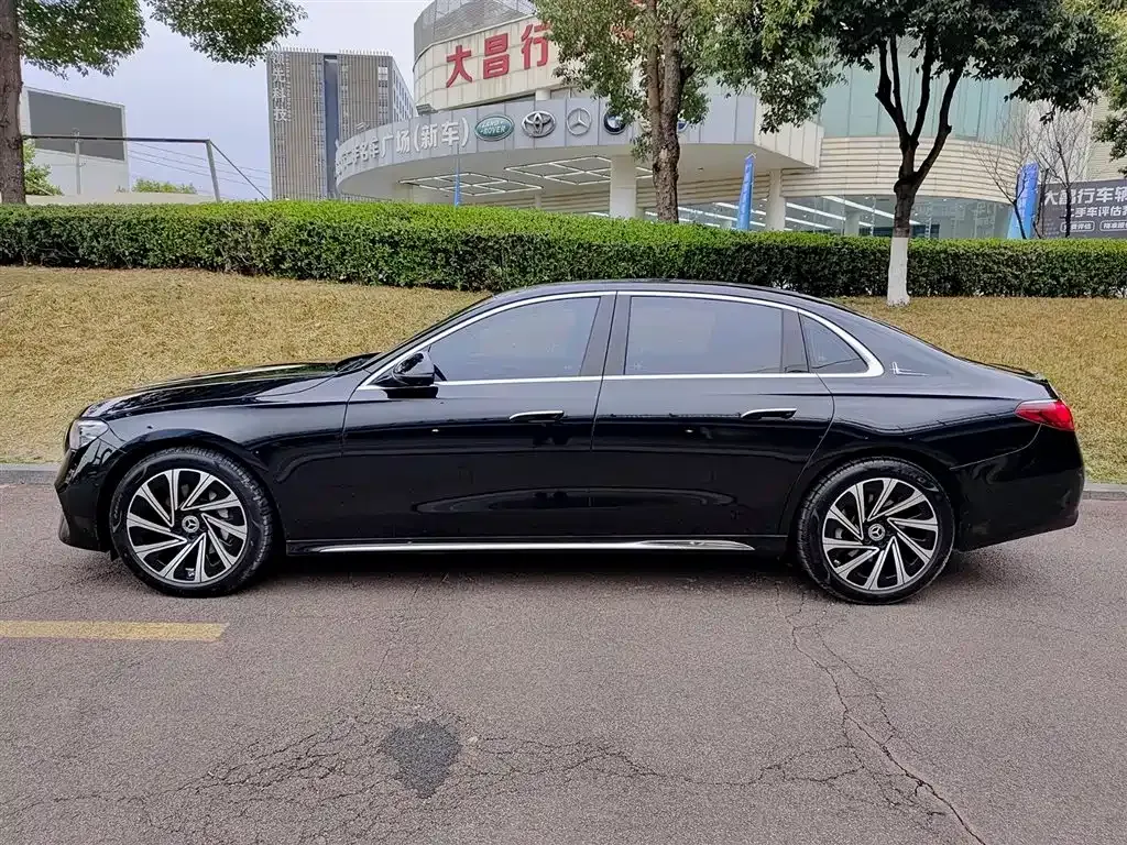 Mercedes-Benz E-Class 2025 из CN, фото 9