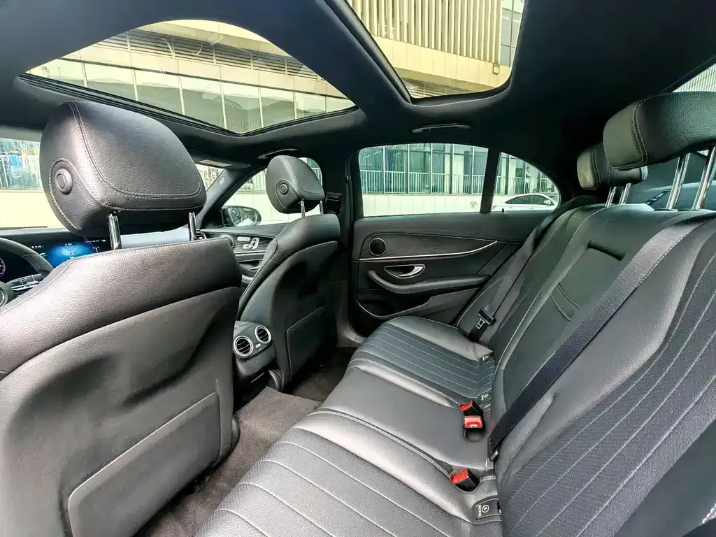 Mercedes-Benz E-Class (Import) 2022 из CN, фото 3