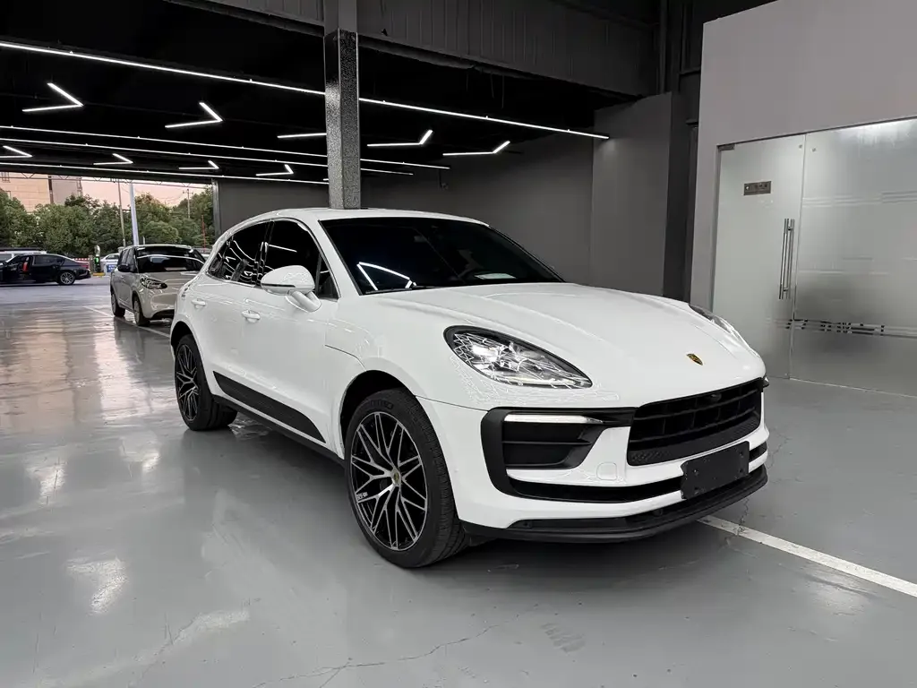 Porsche Macan — фото 8