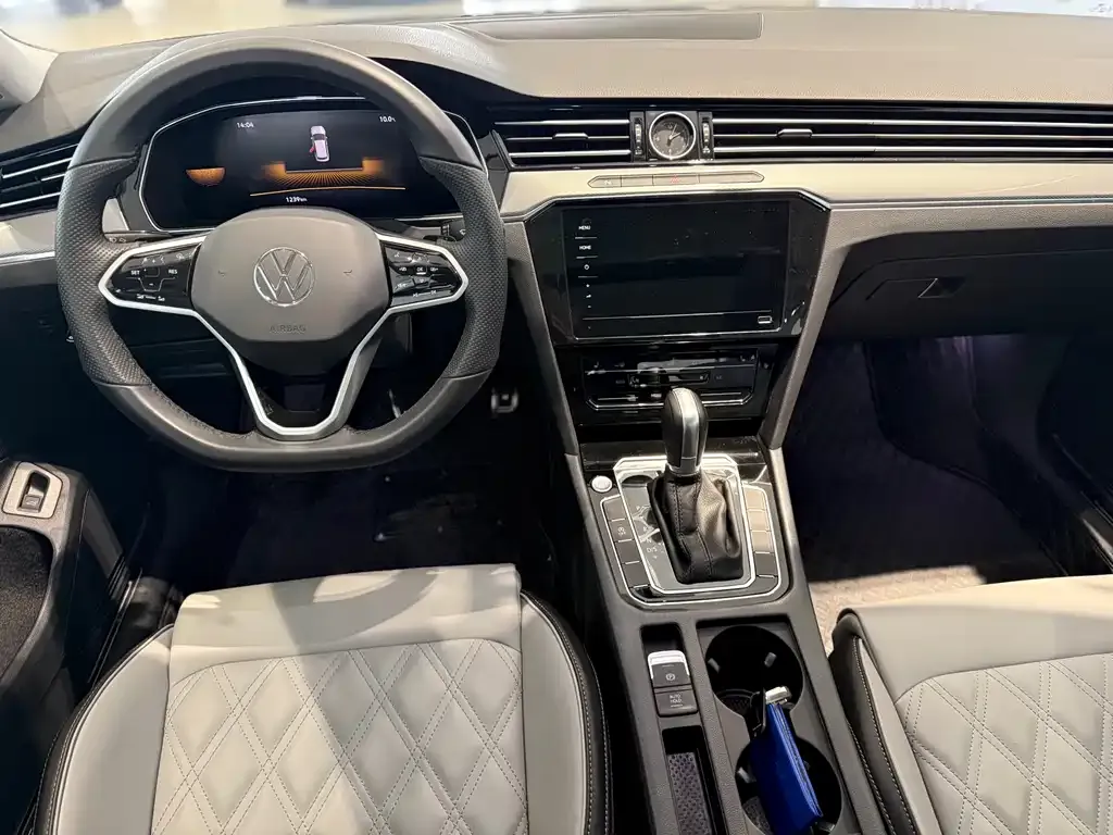 Volkswagen Magotan 2025 из CN, фото 6