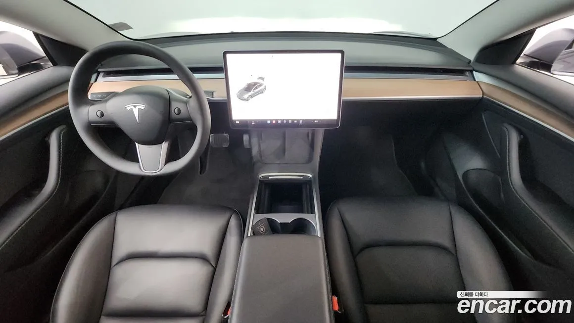 Tesla Model 3 — фото 10