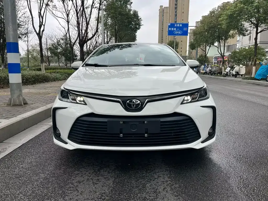 Toyota Corolla 2024 из CN, фото 9