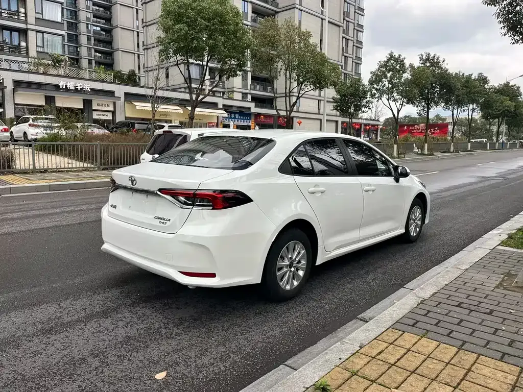 Toyota Corolla 2024 из CN, фото 6