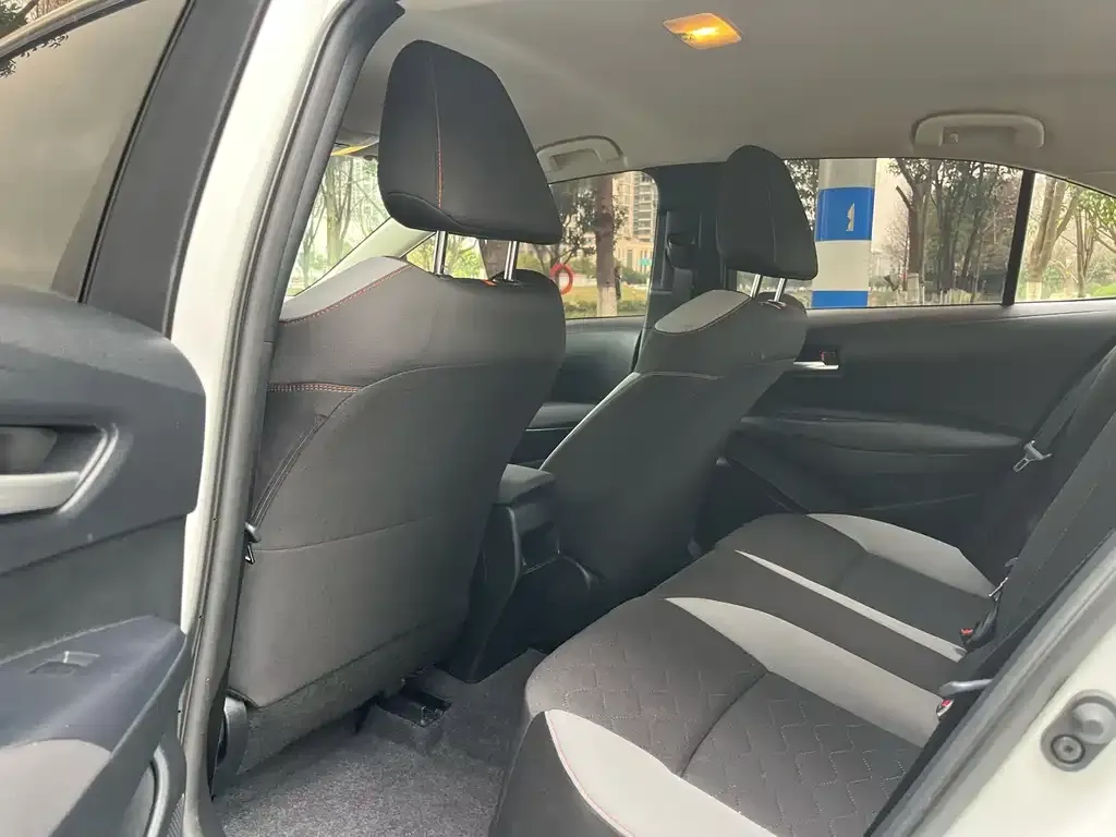 Toyota Corolla 2024 из CN, фото 3