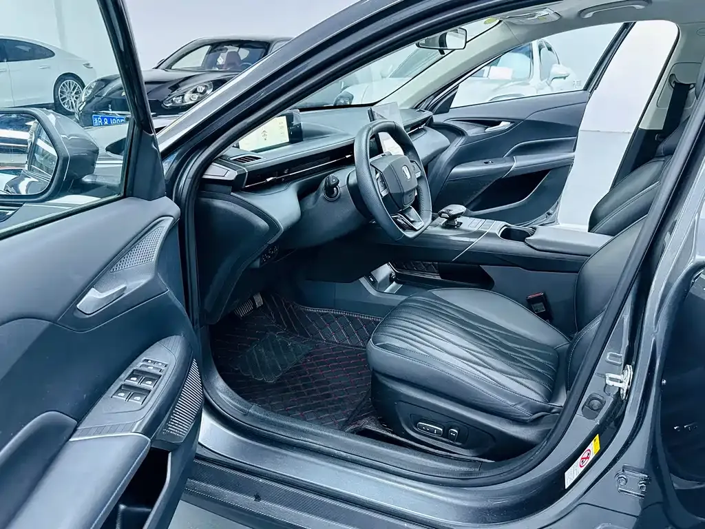 Changan Eado 2024 из CN, фото 8