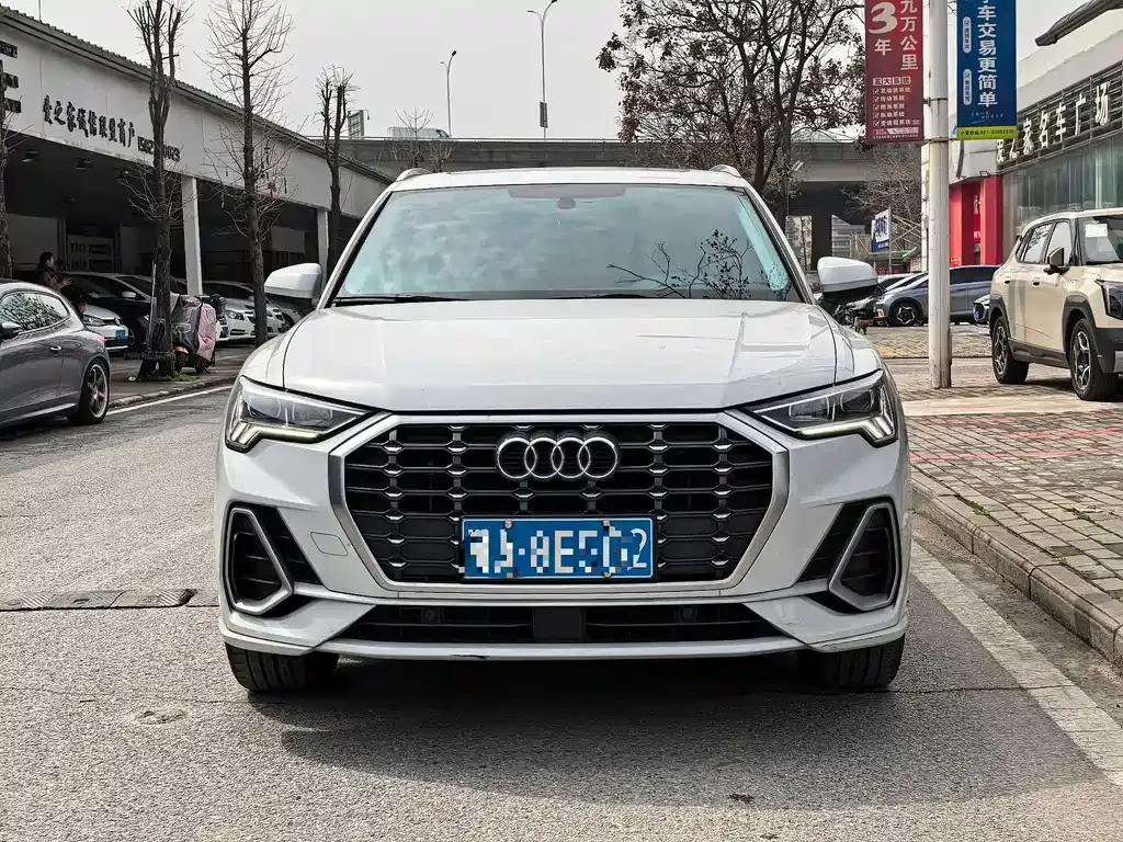 Audi Q3 — фото 6