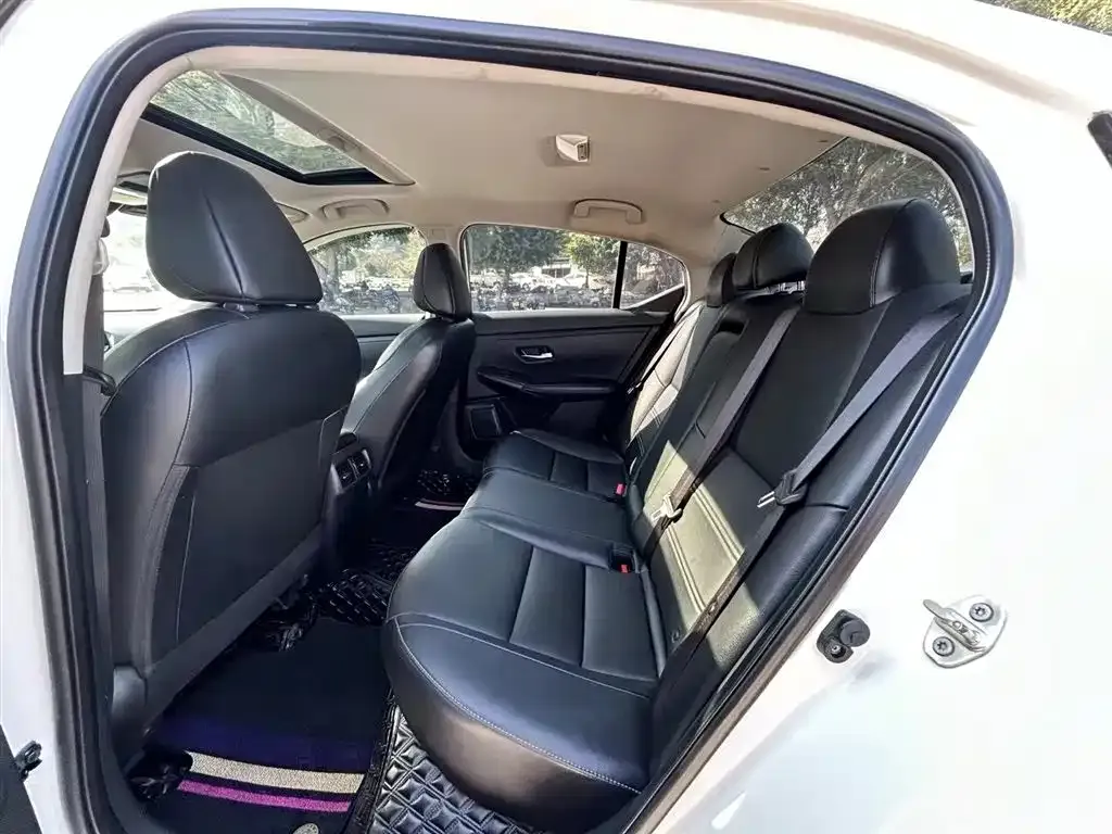 Nissan Sylphy 2022 из CN, фото 9