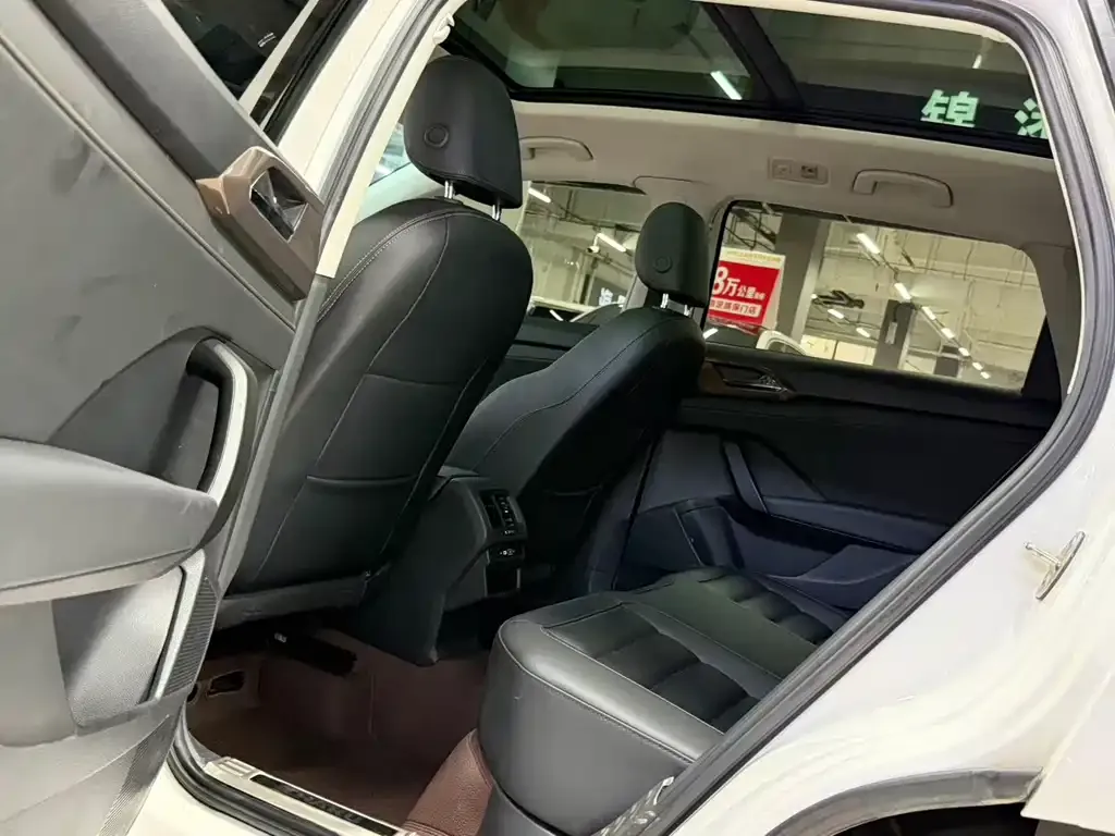 Volkswagen Tharu 2022 из CN, фото 6