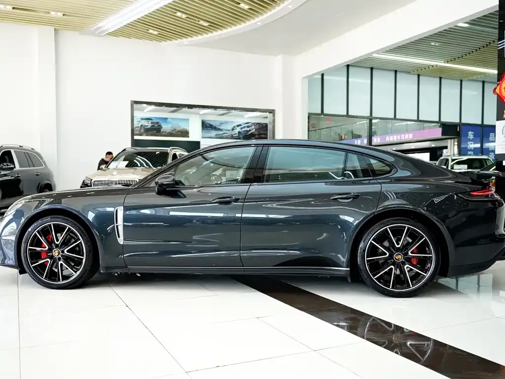 Porsche Panamera — фото 5