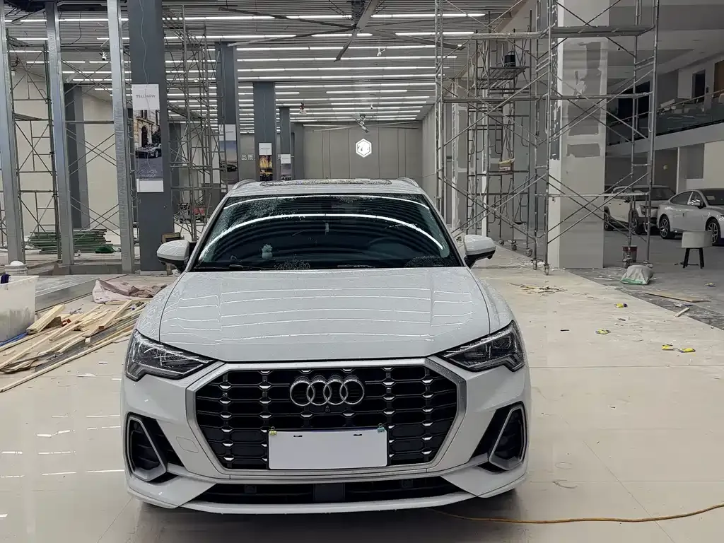 Audi Q3 — фото 3