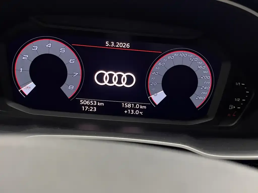 Audi Q3 — фото 2