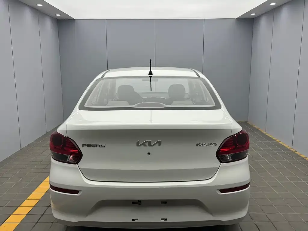Kia Huanchi 2023 из CN, фото 4