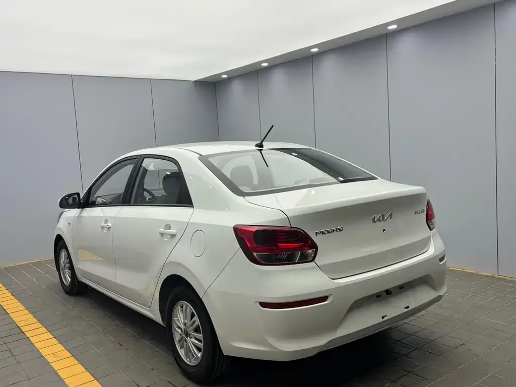 Kia Huanchi 2023 из CN, фото 2