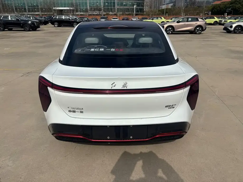 Hongqi EH7 — фото 10