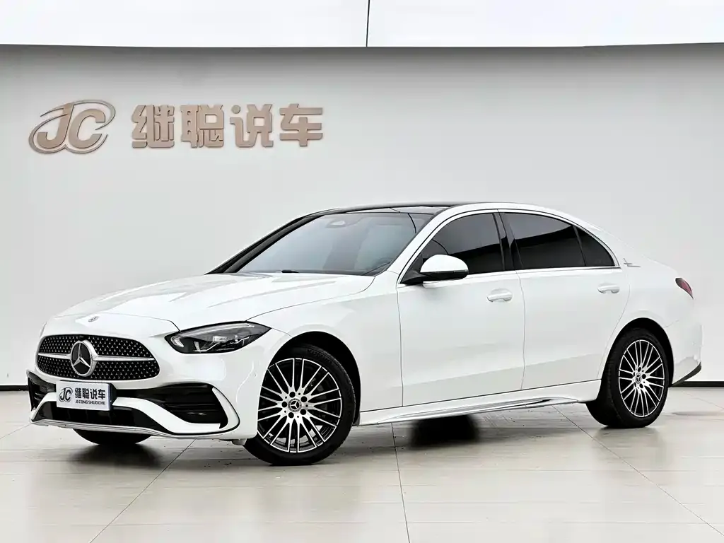 Mercedes-Benz C-Class — фото 1