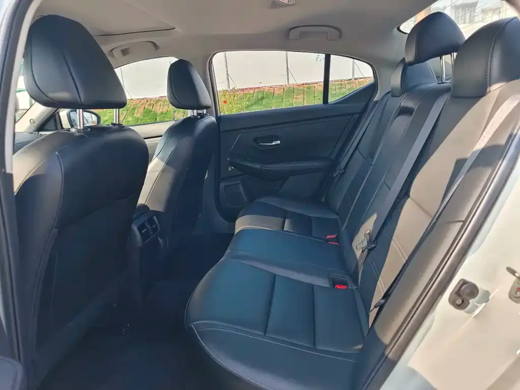 Nissan Sylphy 2021 из CN, фото 2