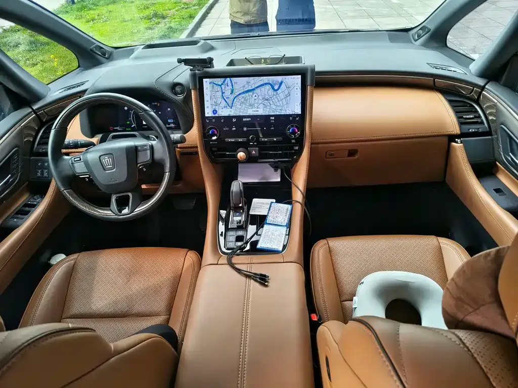 Toyota Vellfire 2023 из CN, фото 4