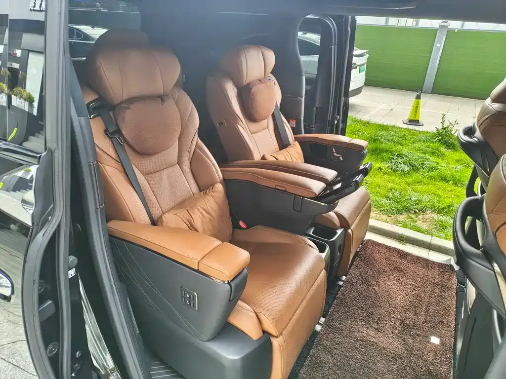 Toyota Vellfire 2023 из CN, фото 6