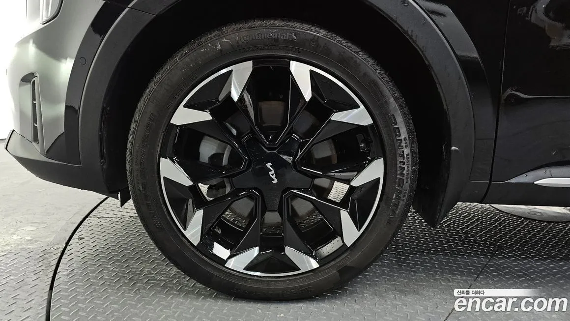 Kia Sorento — фото 3
