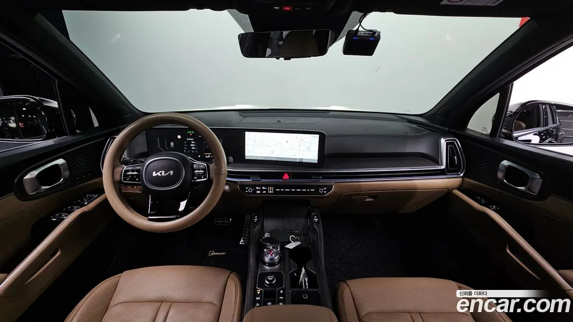 Kia Sorento — фото 8