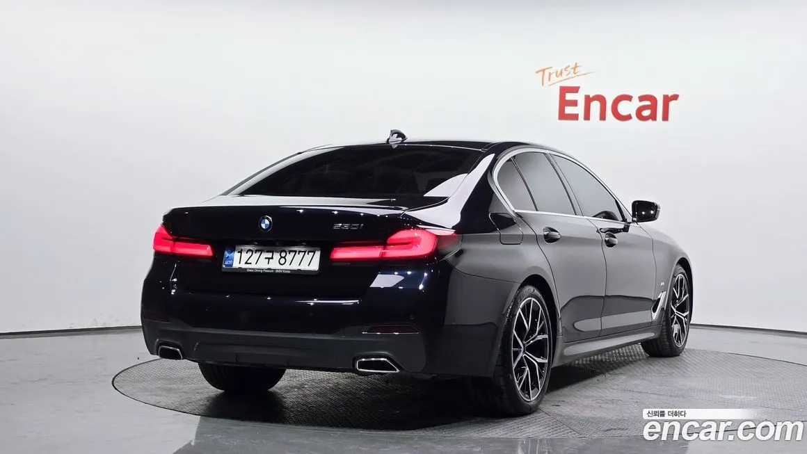BMW 5-Series 2021 из KR, фото 8