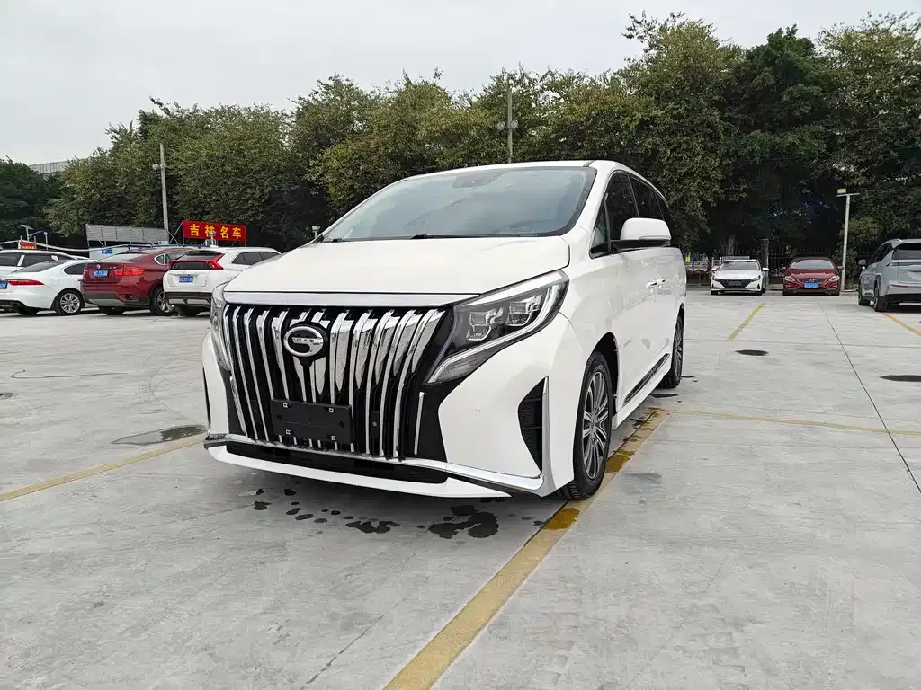 GAC Motor Trumpchi M8 — фото 1