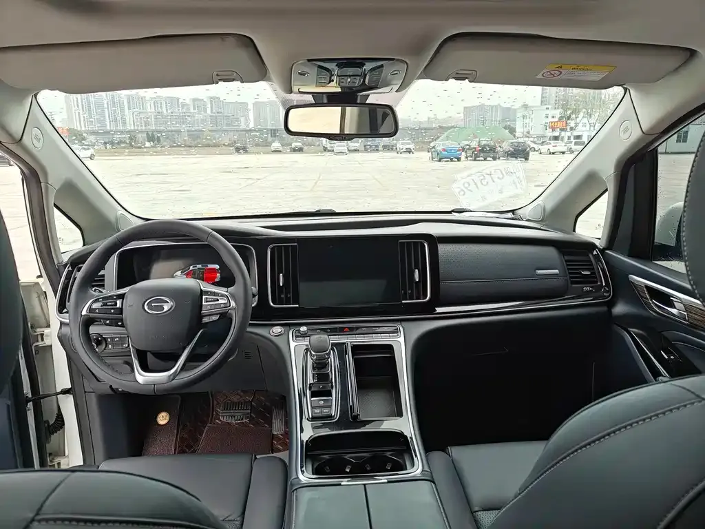 GAC Motor Trumpchi M8 — фото 10