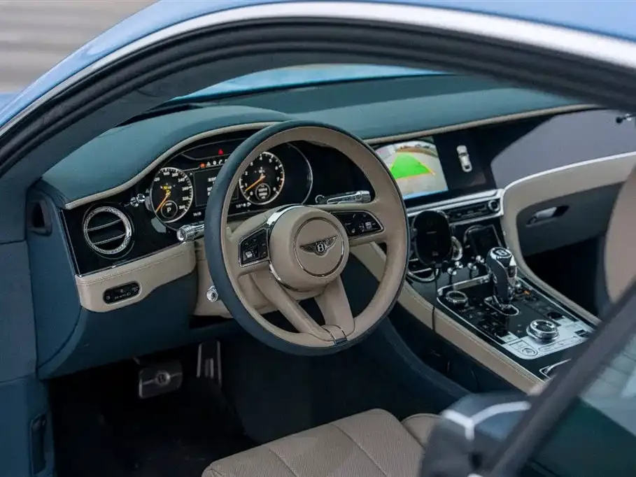 Bentley Continental 2021 из CN, фото 4