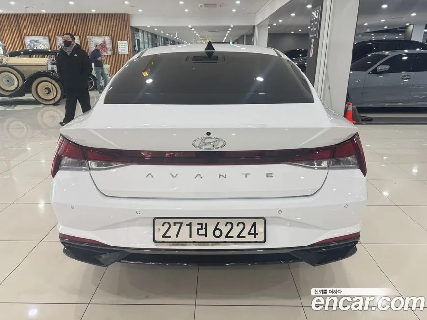 Hyundai AVANTE — фото 5