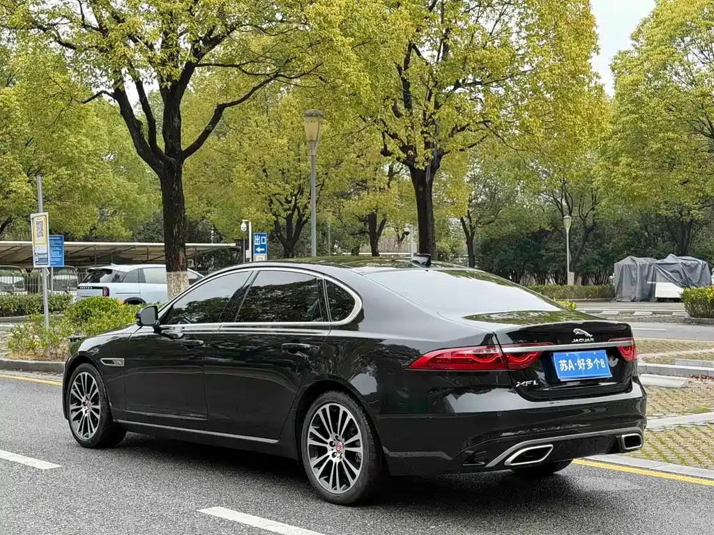 Jaguar XFL — фото 8