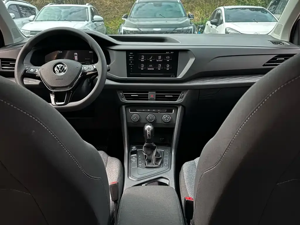 Volkswagen Tharu 2022 из CN, фото 7