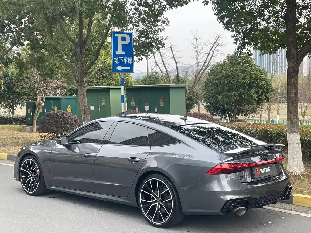 Audi A7 2021 из CN, фото 6