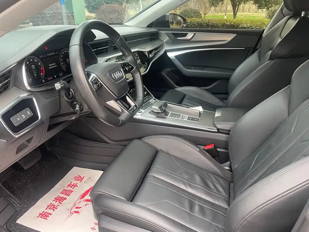 Audi A7 2021 из CN, фото 3