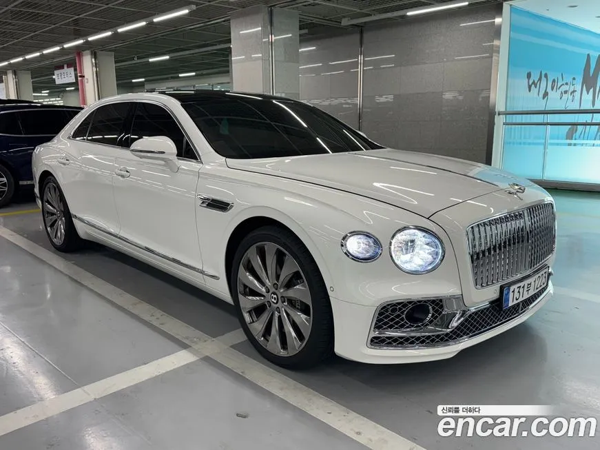 Bentley Flying Spur 2022 из KR, фото 2