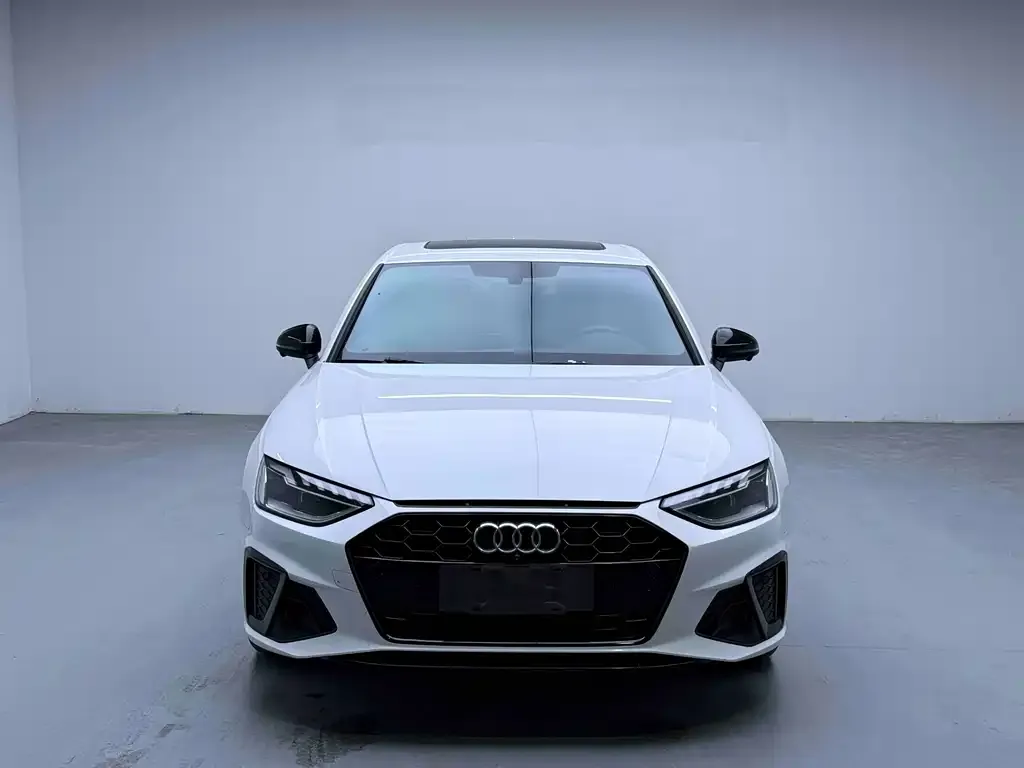 Audi A4L — фото 2